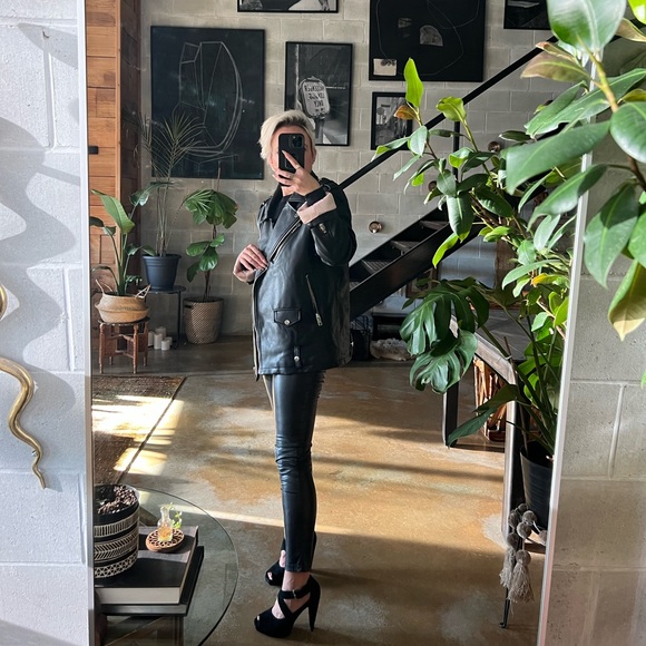 Mango faux leather moto jacket w/ pink satin lining - Picture 4 of 10